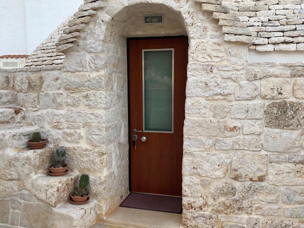 Вилла Trulli Del Relax Кастеллана-Гротте Экстерьер фото